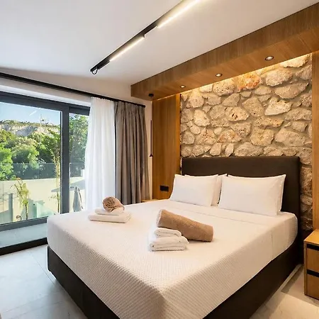 Kallithea Luxury -artemis-