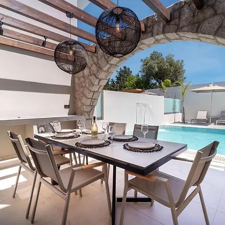 Kallithea Luxury -artemis- Villa Koskinou (Rhodes)